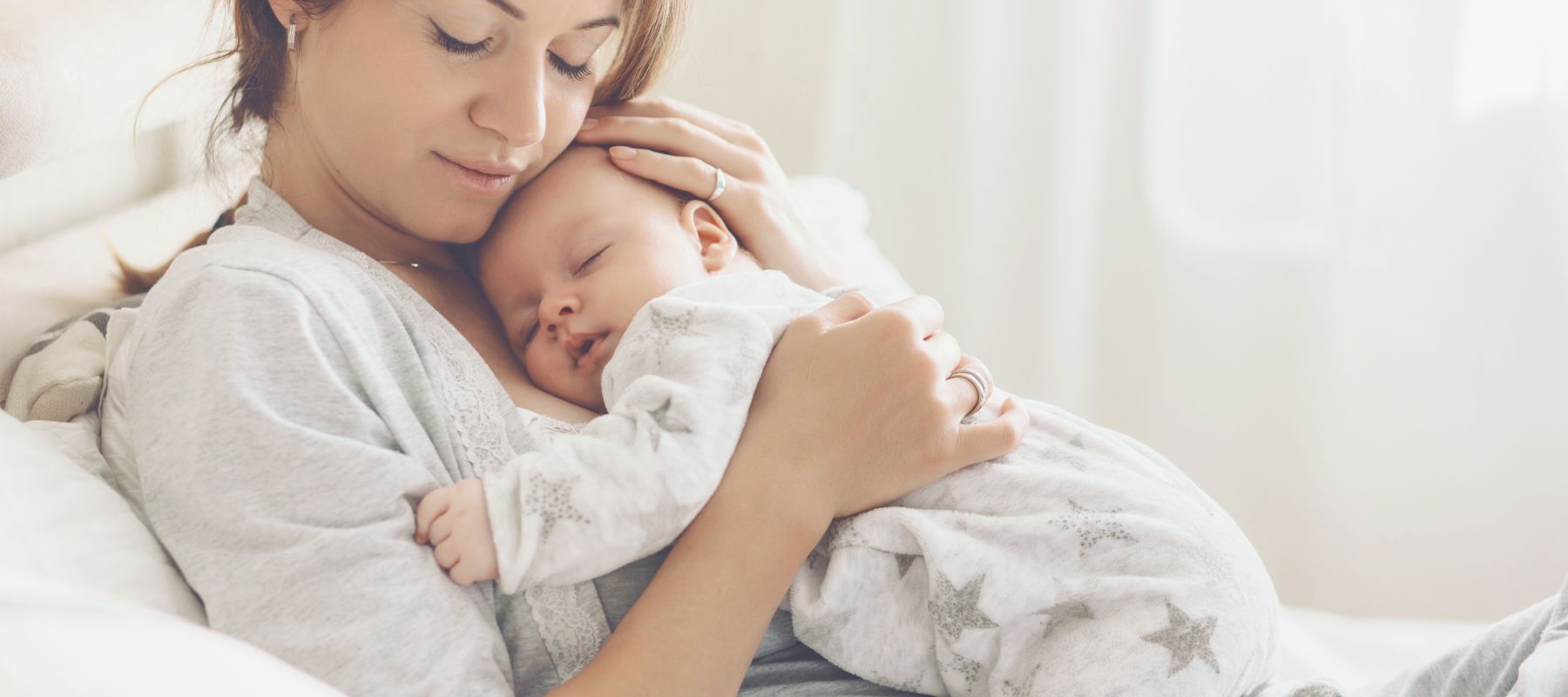 pregnancy gifts, maternity gifts and baby bundle hampers